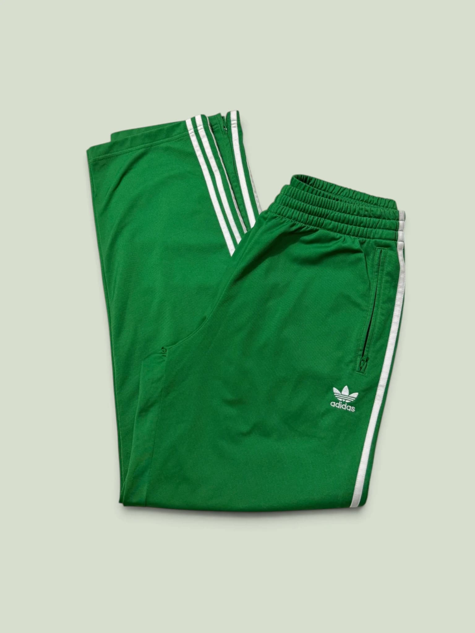 Adidas ангунг