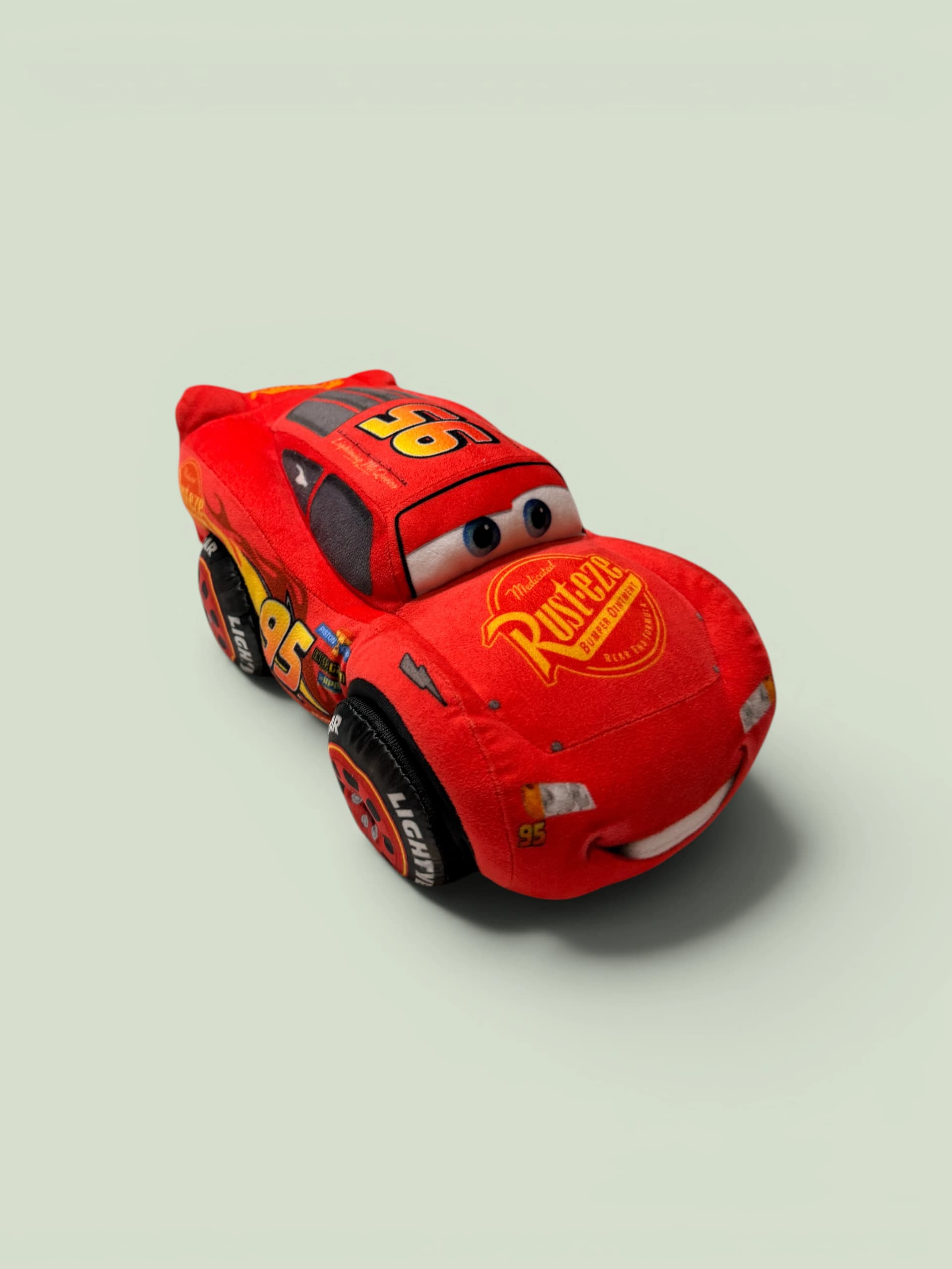Lightning McQueen (Cars) плюшена играчка