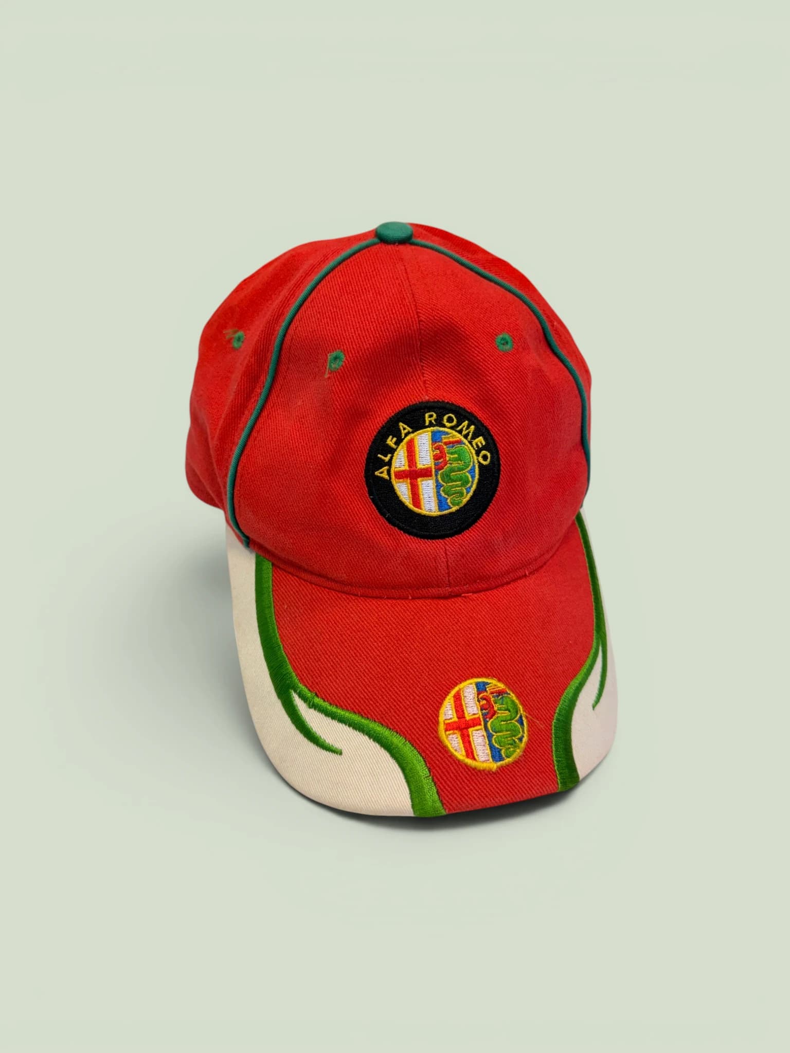 Alfa Romeo шапка