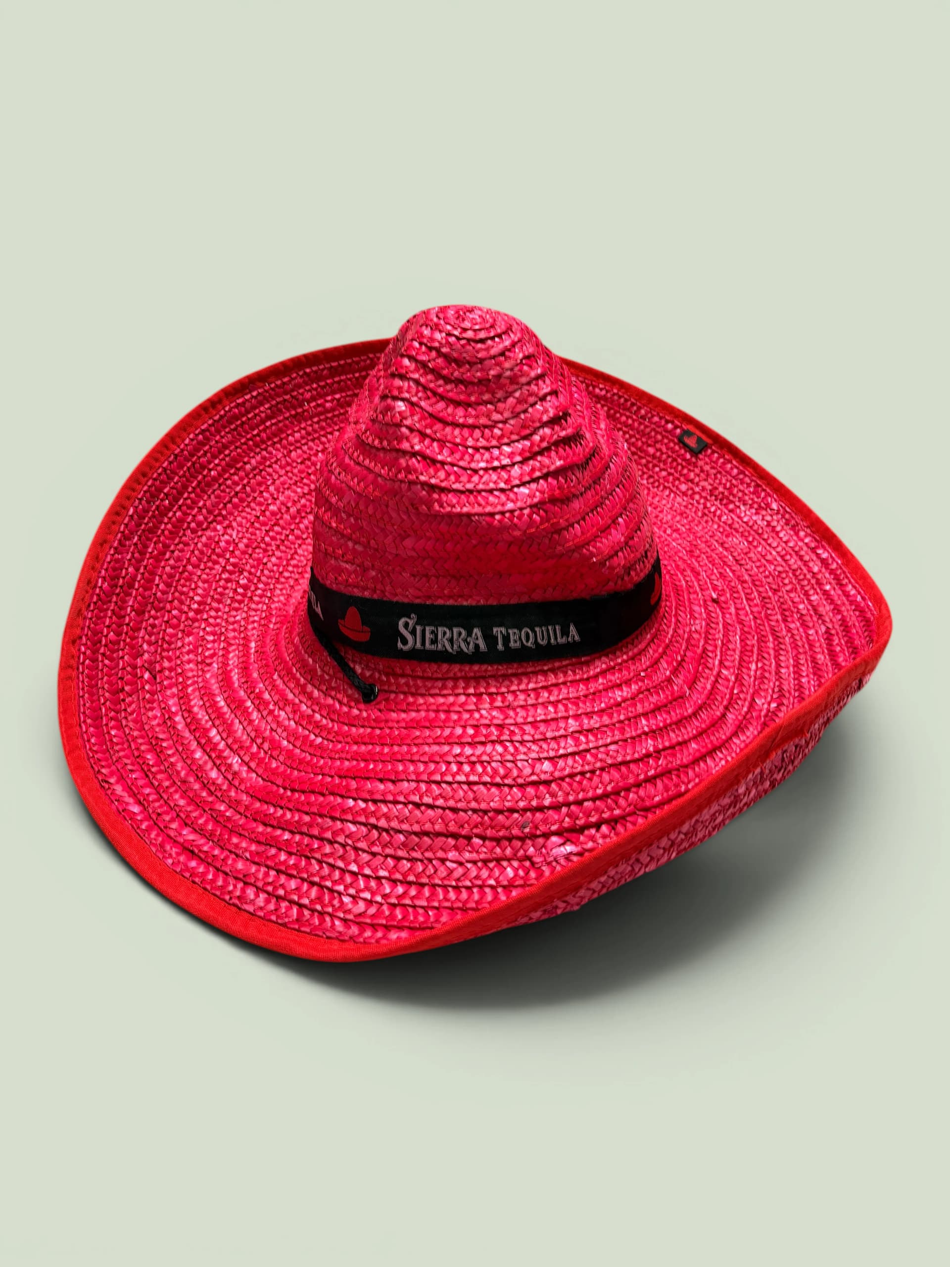 Tequila червена шапка